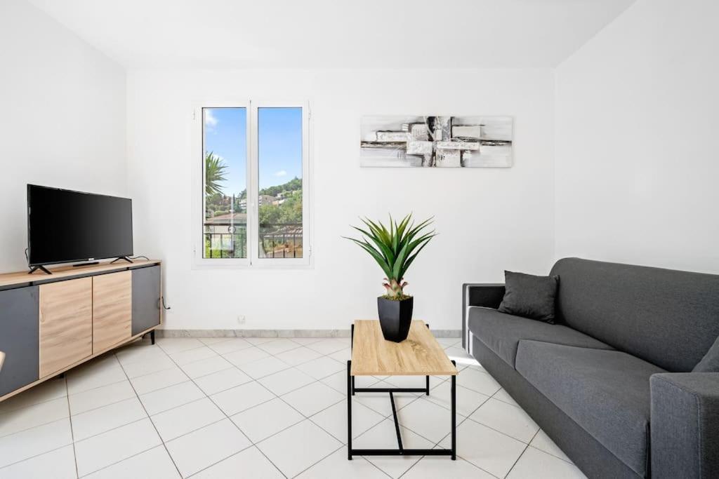 La Villa Julia - Calme - Spacieux - Parking Prive - Climatisation Menton Kültér fotó