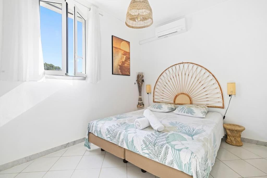 La Villa Julia - Calme - Spacieux - Parking Prive - Climatisation Menton Kültér fotó