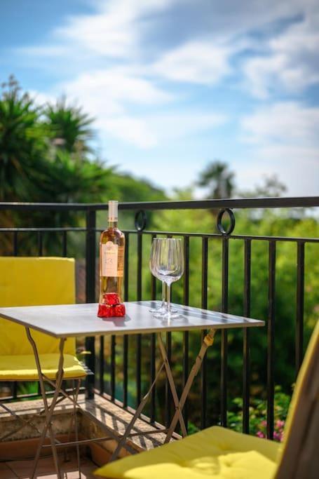 La Villa Julia - Calme - Spacieux - Parking Prive - Climatisation Menton Kültér fotó